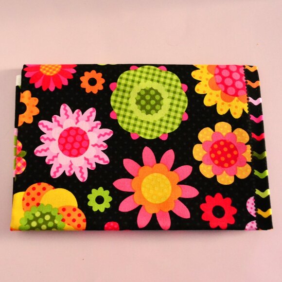 Quilts Illustrated Totes On Bolts Make Your Own Bags Totes DIY Crafts - Picture 2 of 6